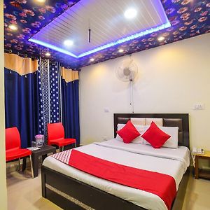 Oyo 7917 Hotel Sunbeam
